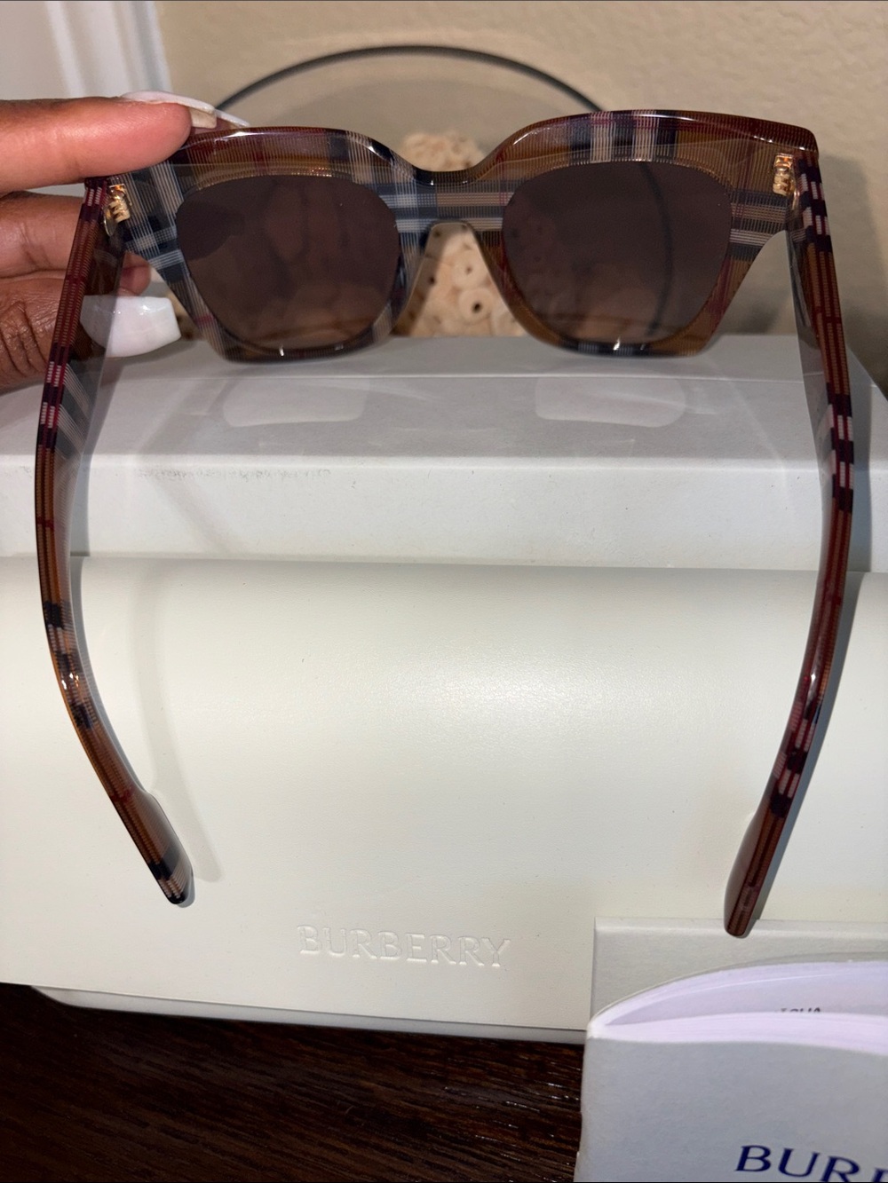 Burberry Brown Tortoiseshell Cat-Eye Sunglasses with Brown Lenses - Picture 3 of 6